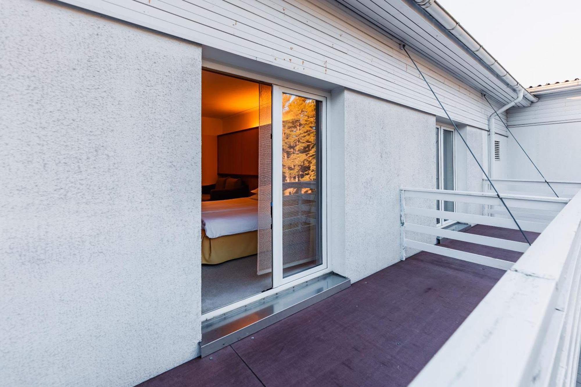 מנדיאלה Saaremaa Rannahotell ' Beach Hotel מראה חיצוני תמונה